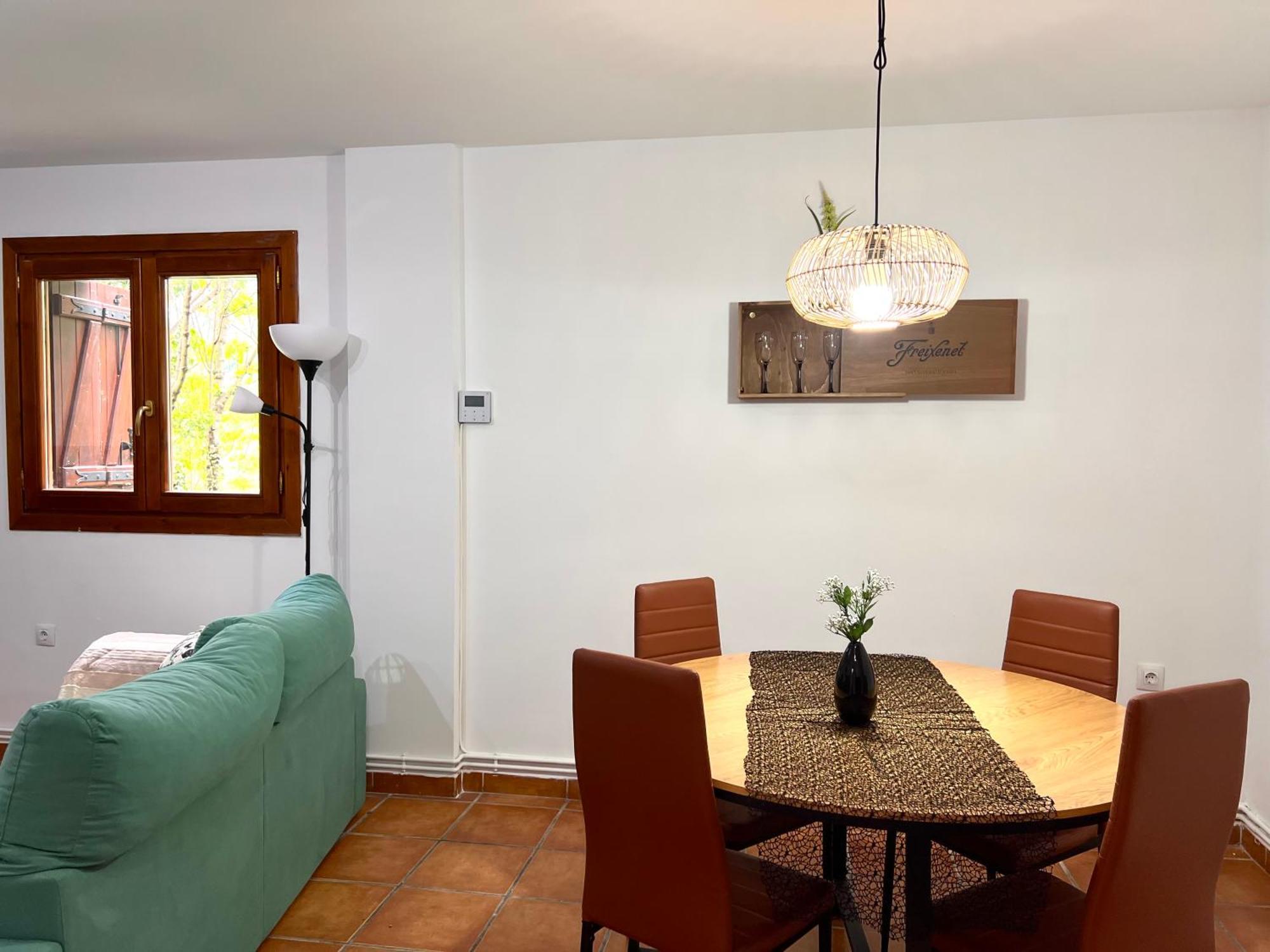 Alquiler De Temporada En La Bastida De Sort - L'Amfitriona Apartamento Exterior foto